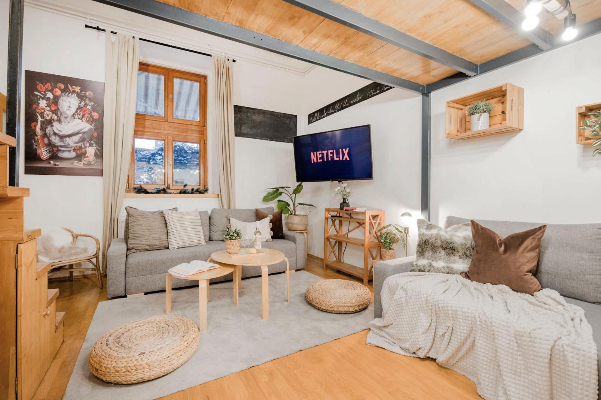 Wellness Wonderland: Garden, Sauna, Jacuzzi In Cbd Budapest Luaran gambar
